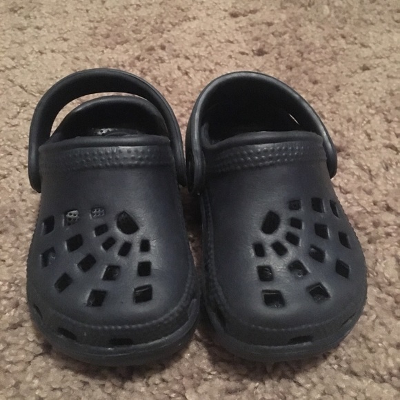 Doggers Other - Doggers baby “crocs” navy sz 3/4 Doggers Other - Doggers baby “crocs” navy sz 3/4